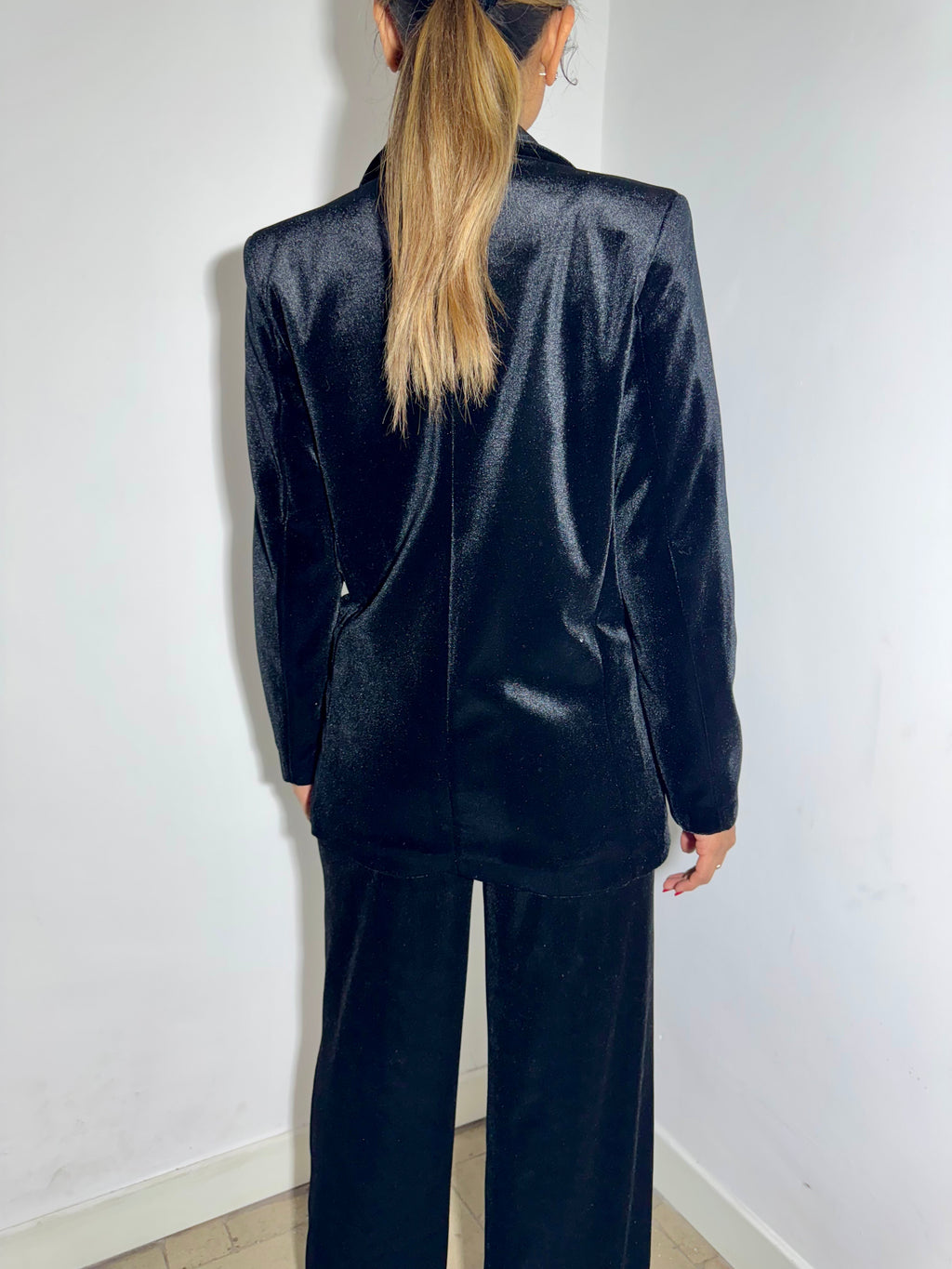 Tailleur Donna Nero Elegante con Blazer Monopetto