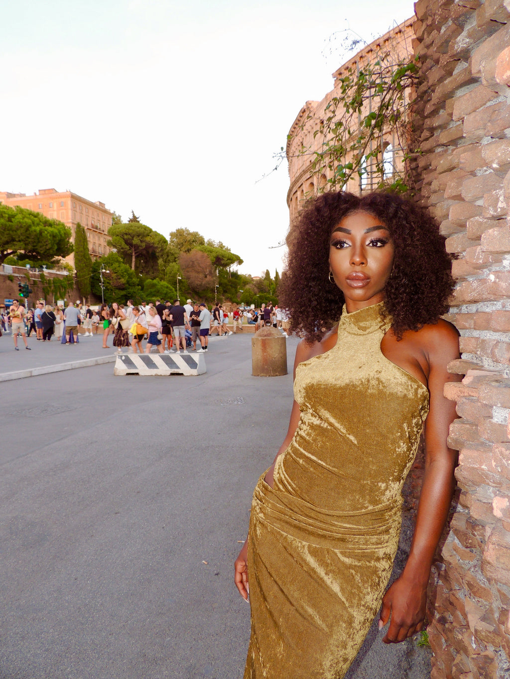 Vestito a tubino ciniglia colore Oro