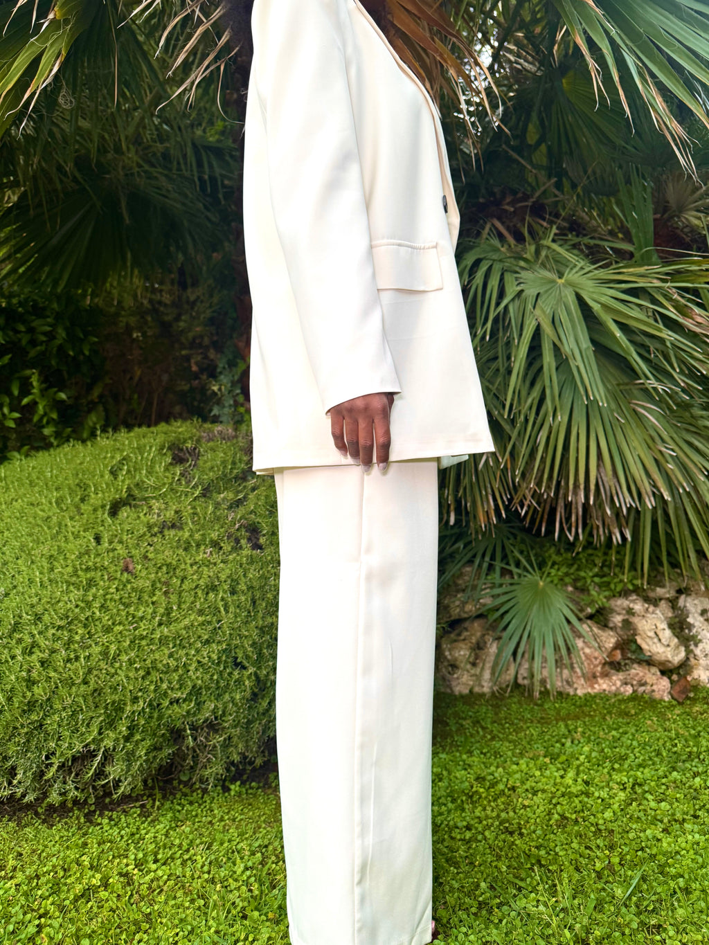 Completo giacca pantalone formale in tinta unita; a doppio petto