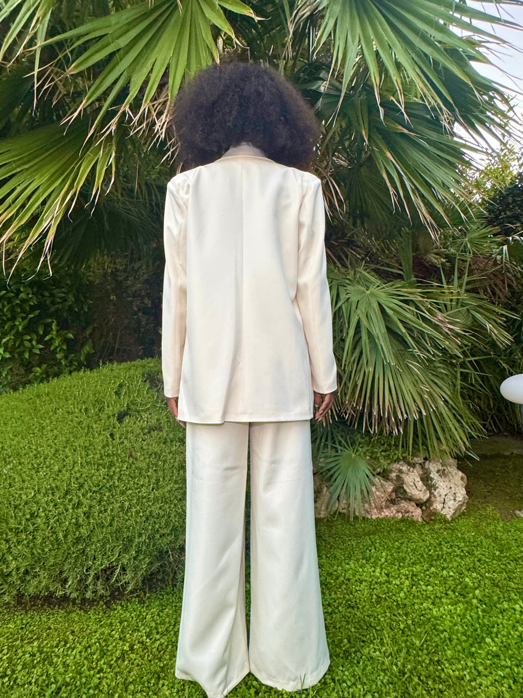Completo giacca pantalone formale in tinta unita; a doppio petto
